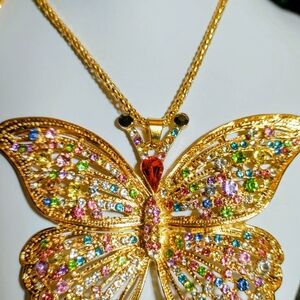 (NEW ITEM) Betsey Johnson Gold & Multicolor Tiny Rhinestones Butterfly Necklace